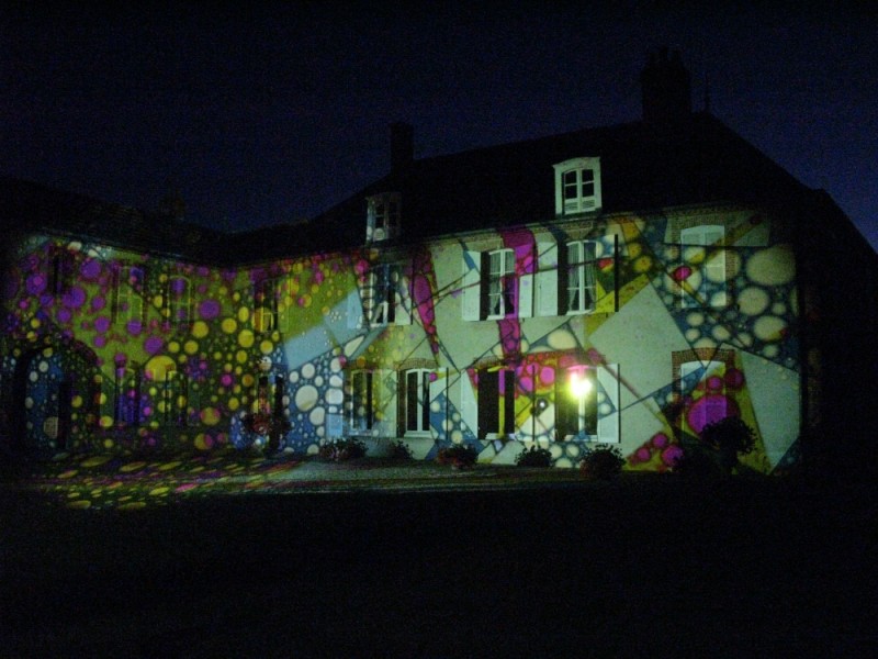 Krug house projections